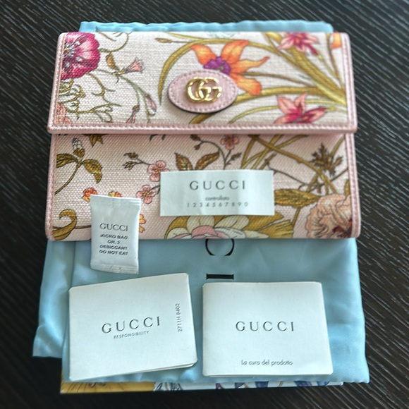 Limited Edition Gucci Marmont Wallet💕🌸🌺🌷 - Picture 8 of 13